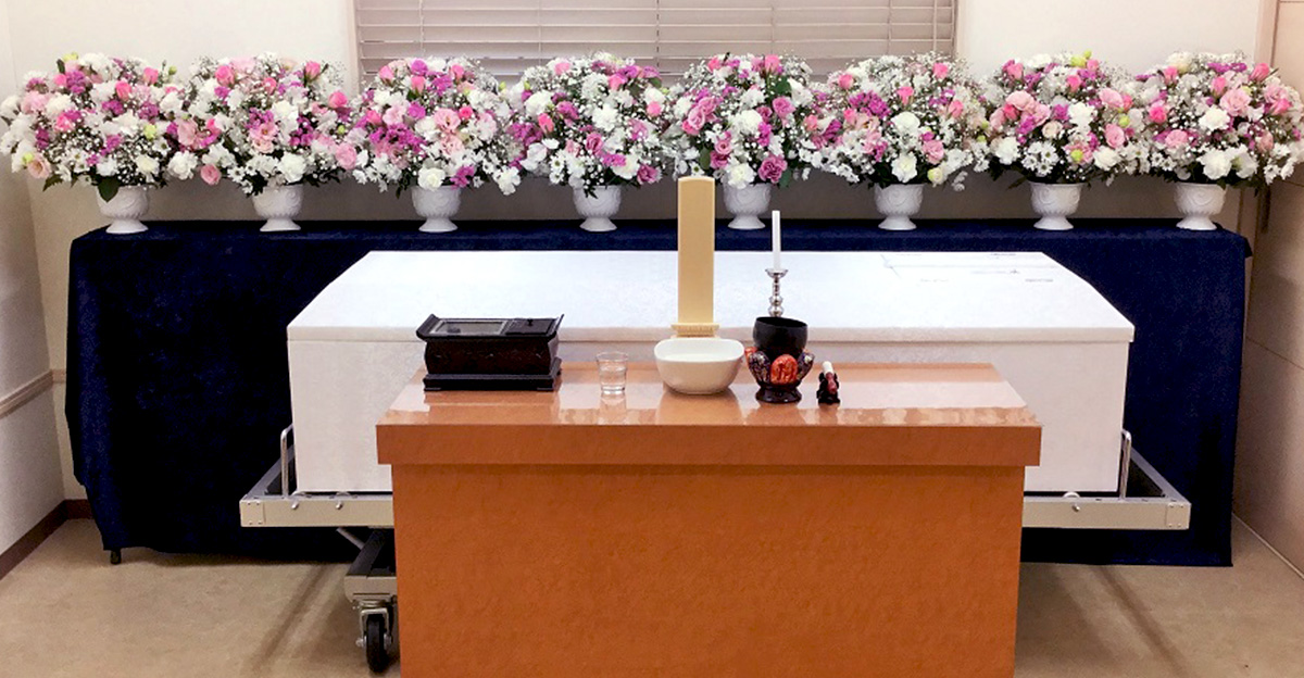 お花とラストメイクの火葬式